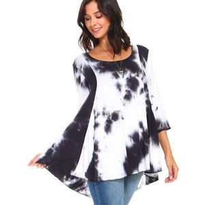 Simplicitie Inc. Black and White Tie-Dye Top
